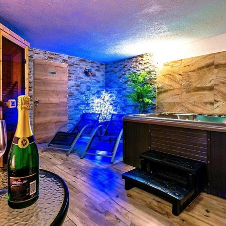 Hotel Stara Skola Na Sumave Hořice na Šumavě Exteriör bild
